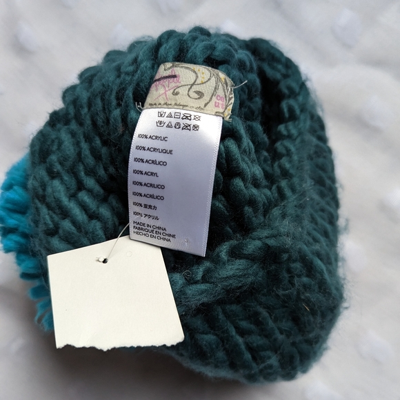 Free People Cozy Up color block Pom Chunky Knit Beanie - Picture 3 of 3